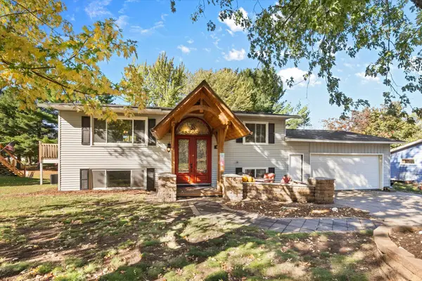 603 Prairie Drive N, Hudson, WI 54016