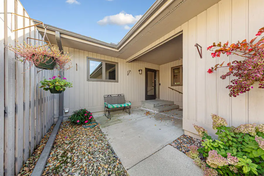 607 Zanmiller Drive, Northfield, MN 55057 - #3