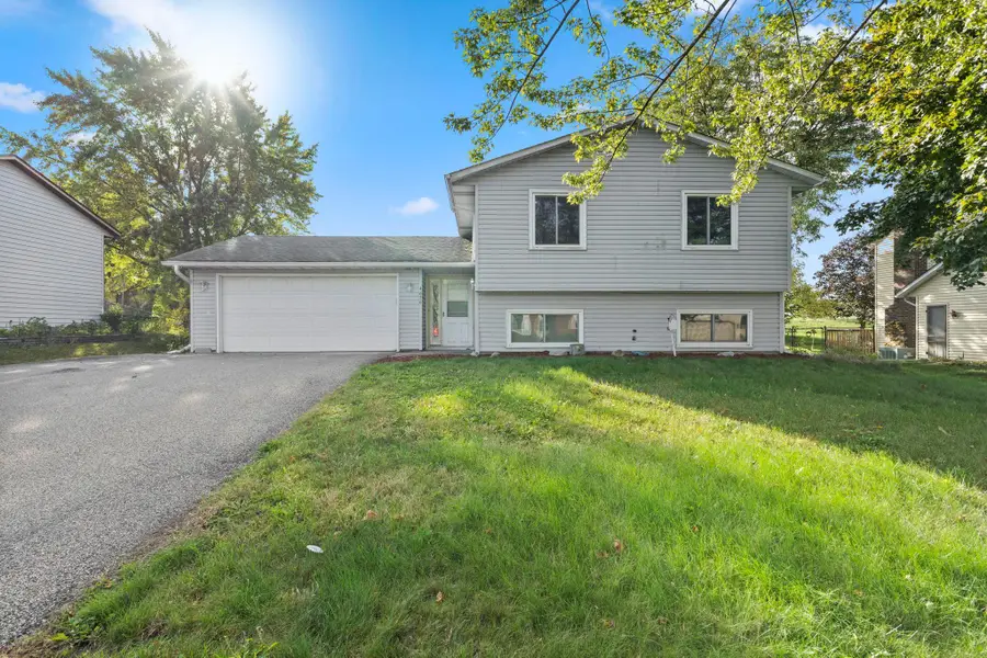 4656 142nd Street W, Apple Valley, MN 55124 - #2