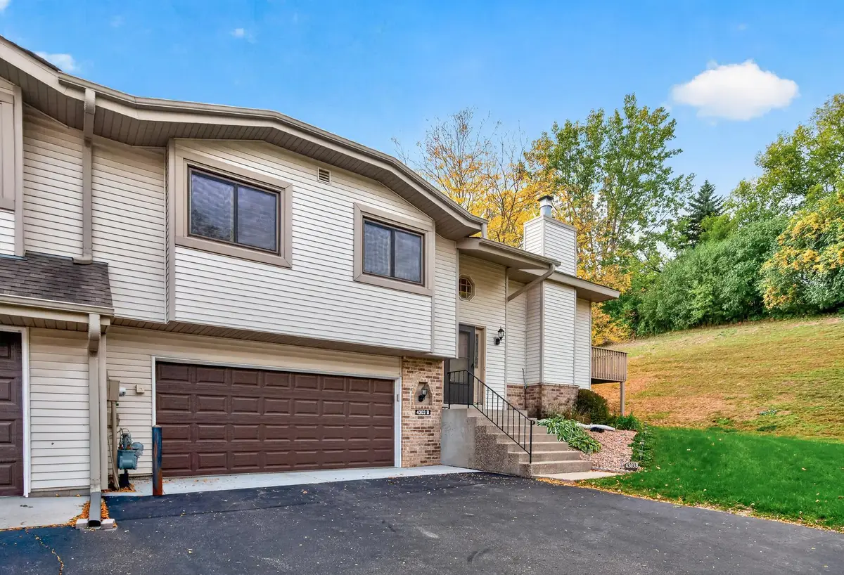 4303 Clemson Circle #B, Eagan, MN 55122 - #1