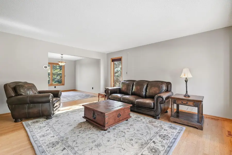 12560 Dorchester Trail, Apple Valley, MN 55124 - #3