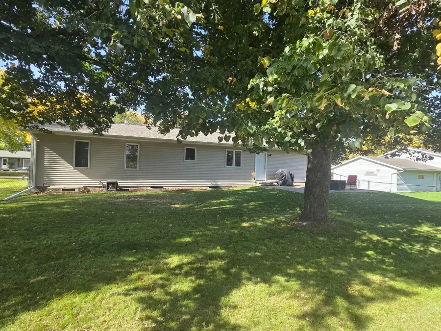801 19th Street Se, Willmar, MN 56201 - #3