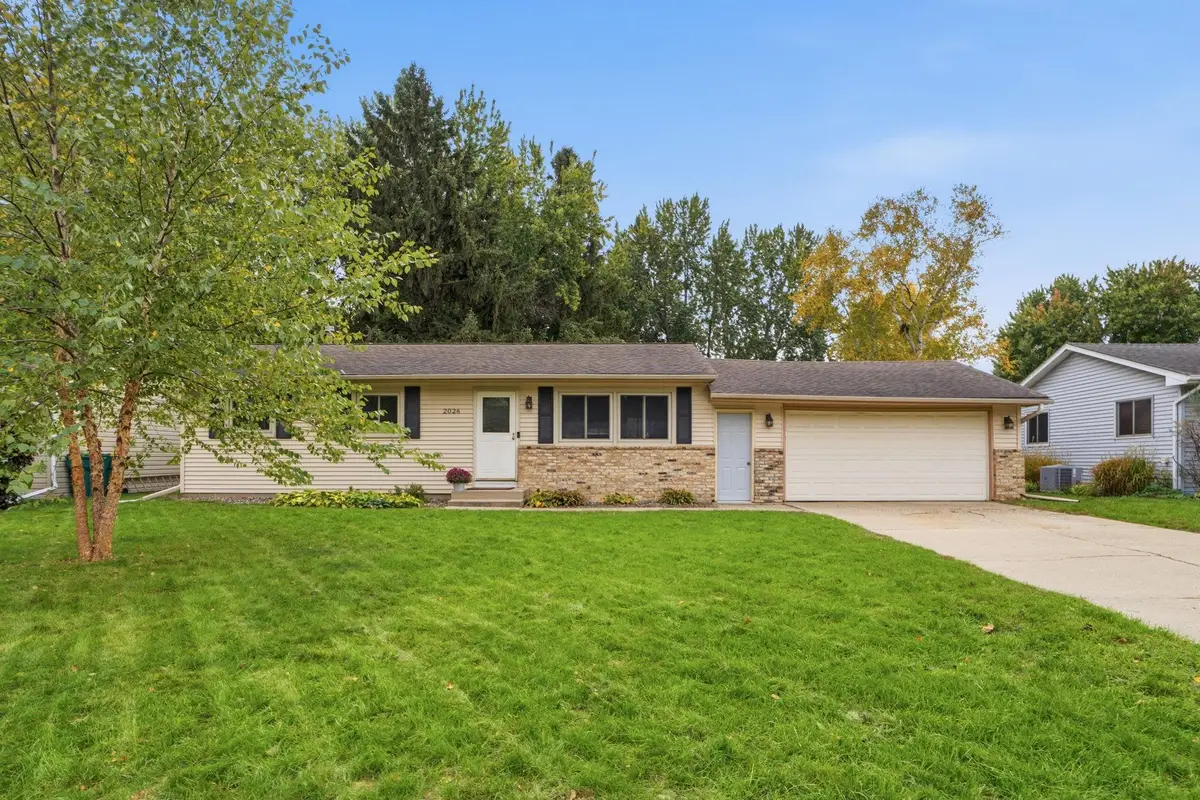 2026 Jade Lane, Eagan, MN 55122 - #1