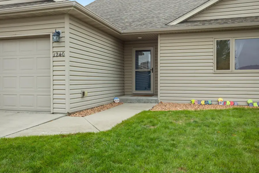1240 38th Avenue S, Moorhead, MN 56560 - #2