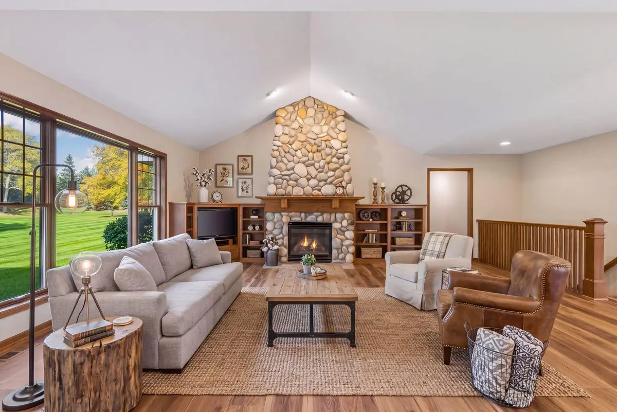 9813 Wedgewood Circle, Woodbury, MN 55125 - #1