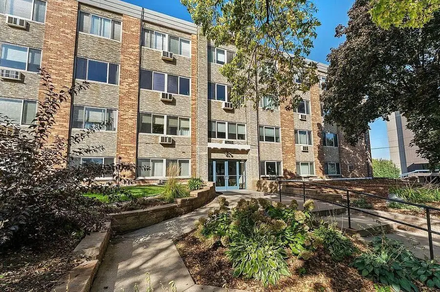 4400 Upton Avenue S #101, Minneapolis, MN 55410 - #2