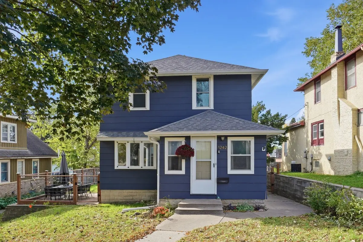3242 Ulysses Street Ne, Minneapolis, MN 55418 - #1