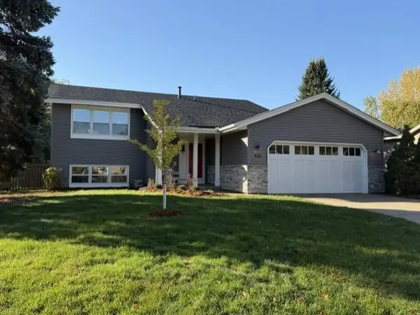 526 Elaine Avenue, Shoreview, MN 55126