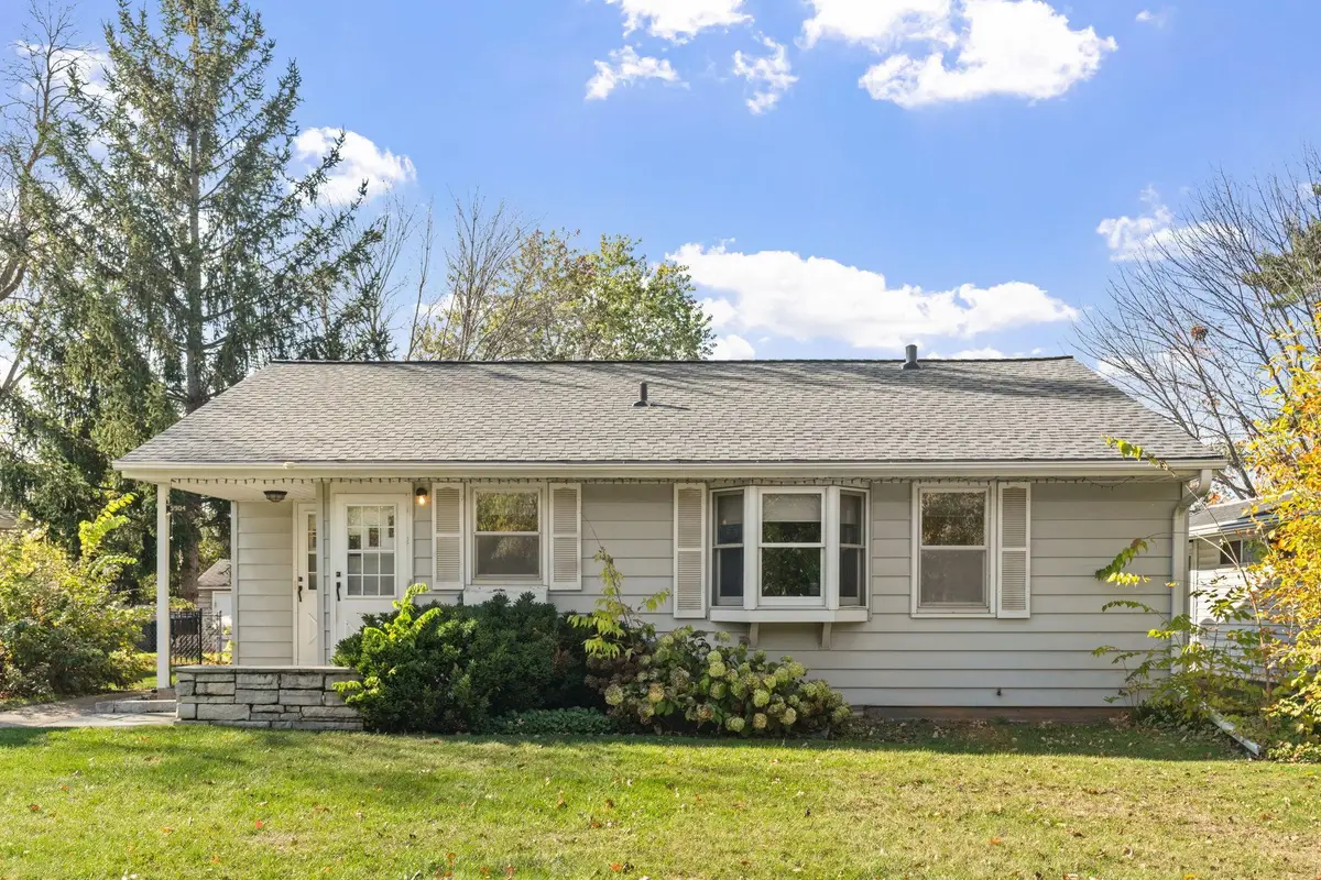 5904 Queen Avenue S, Minneapolis, MN 55410 - #1