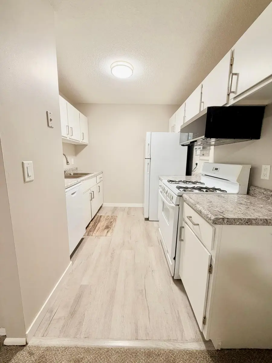 1601 N Innsbruck Drive #109, Fridley, MN 55432 - #2