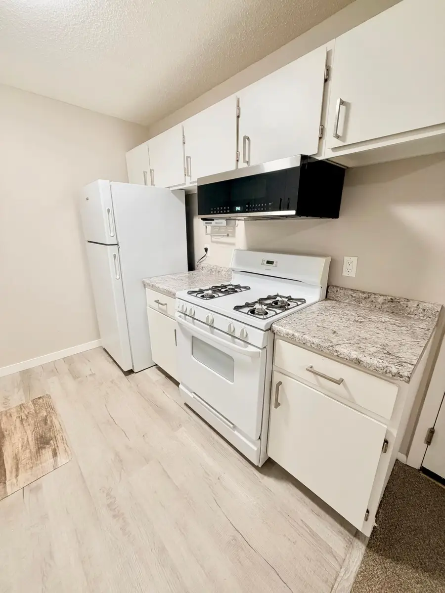 1601 N Innsbruck Drive #109, Fridley, MN 55432 - #3