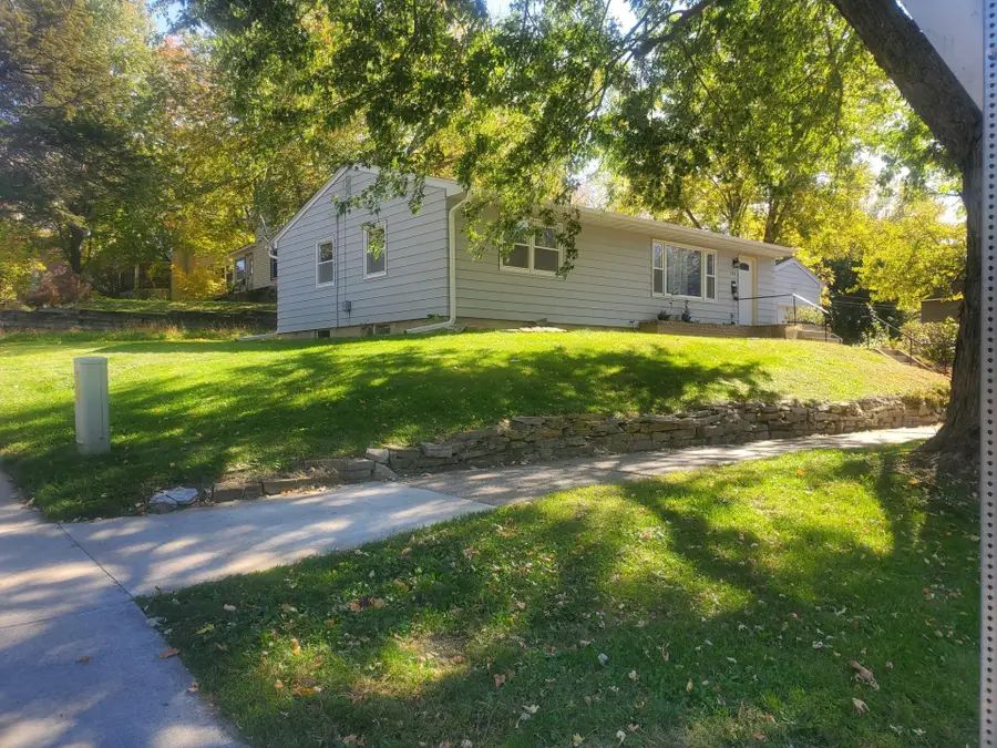103 5th Avenue Sw, Faribault, MN 55021 - #2