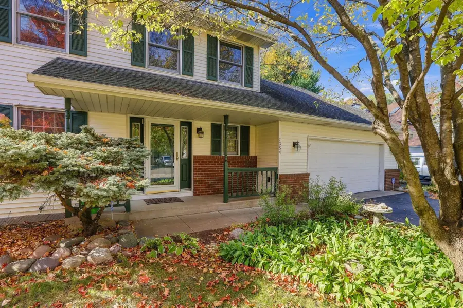 2354 Heights Avenue E, Maplewood, MN 55119 - #3