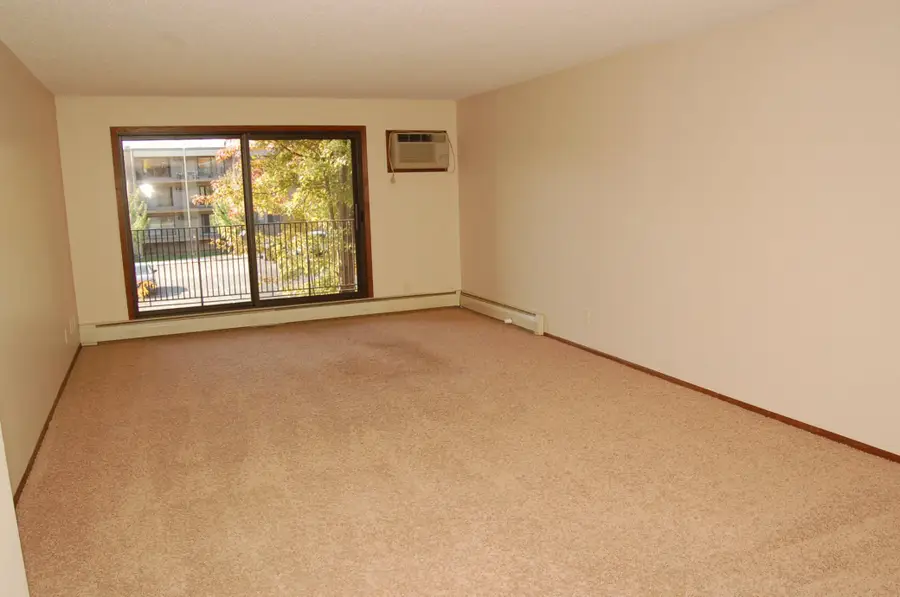 1887 Silver Bell Road #219, Eagan, MN 55122 - #2