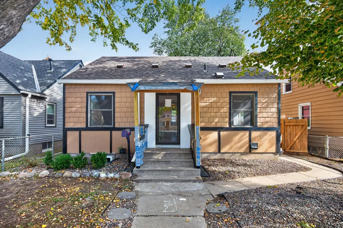 4822 Bryant Avenue N, Minneapolis, MN 55430 - #1