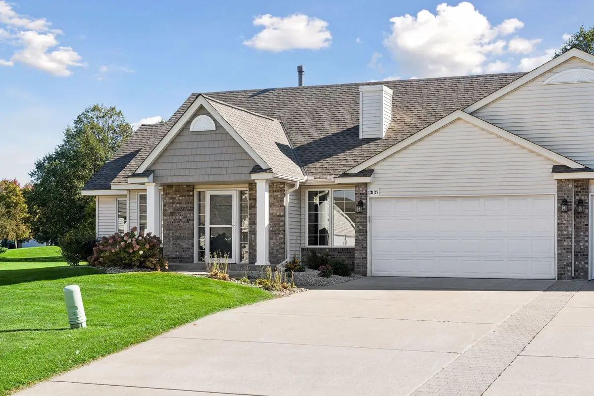 13137 Rose Street Nw, Coon Rapids, MN 55448 - #1
