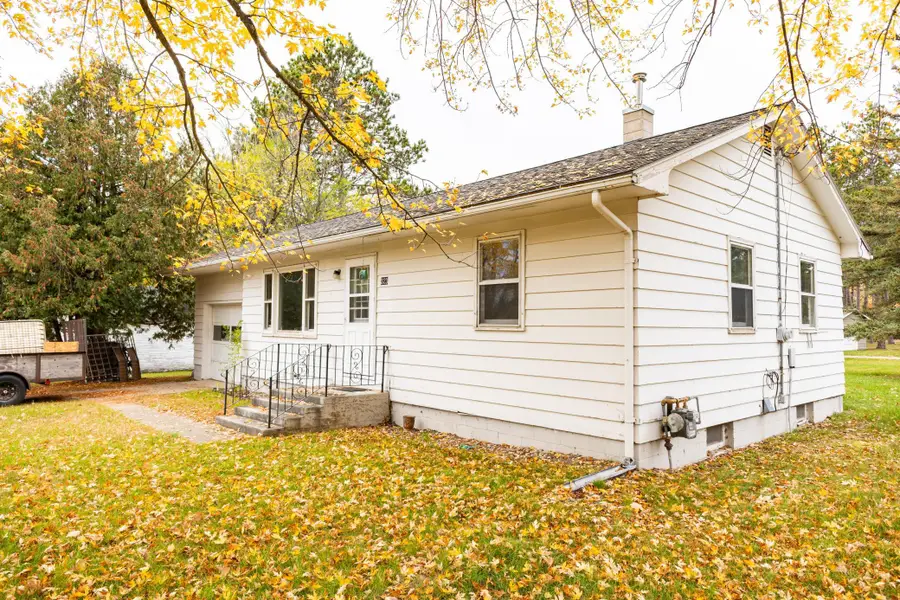 323 Main Street Nw, Menahga, MN 56464 - #2