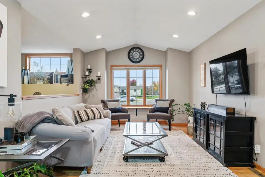 19 Rollins Drive, Elgin, MN 55932 - #3