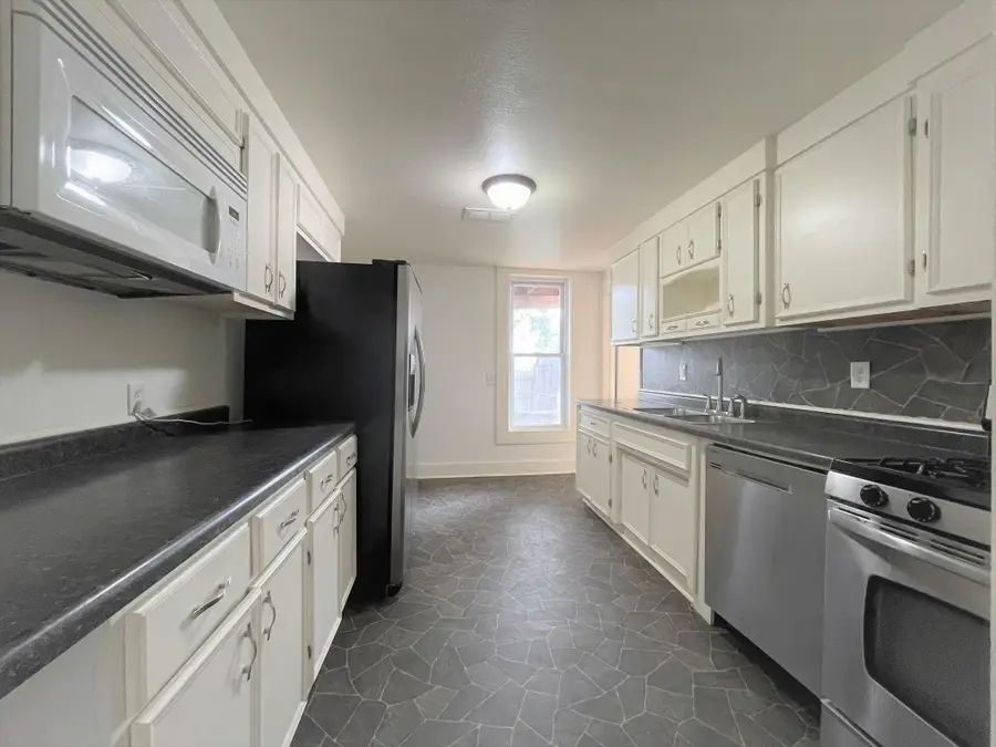 824 Lowry Avenue Ne, Minneapolis, MN 55418 - #3