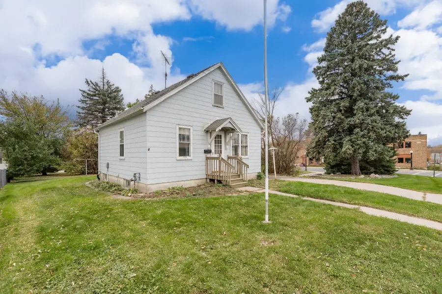 104 1st Street Ne, New Prague, MN 56071 - #2