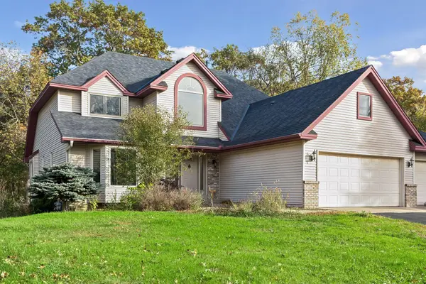 109 Woodridge Lane, Lino Lakes, MN 55014