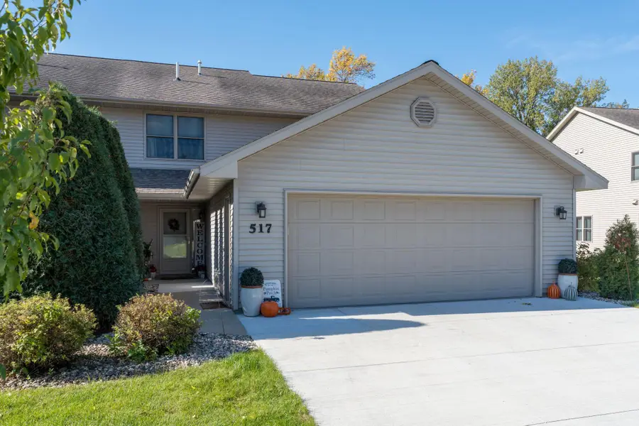 517 W Riverview Drive, Waterville, MN 56096 - #3