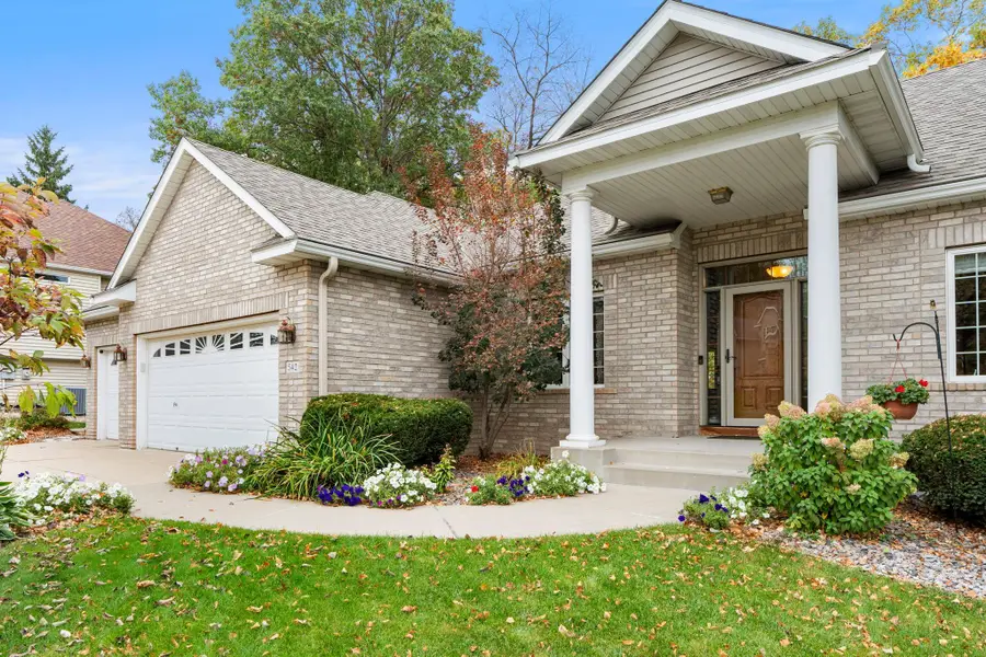 542 Majestic Oaks Court, Eagan, MN 55123 - #2