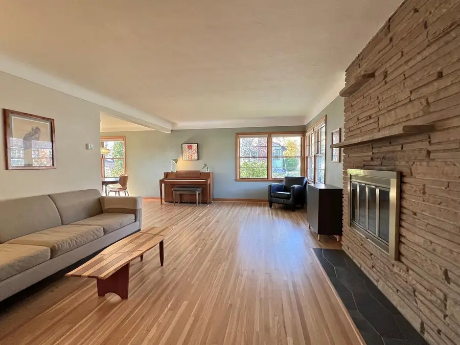 938 California Avenue W, Saint Paul, MN 55117 - #3