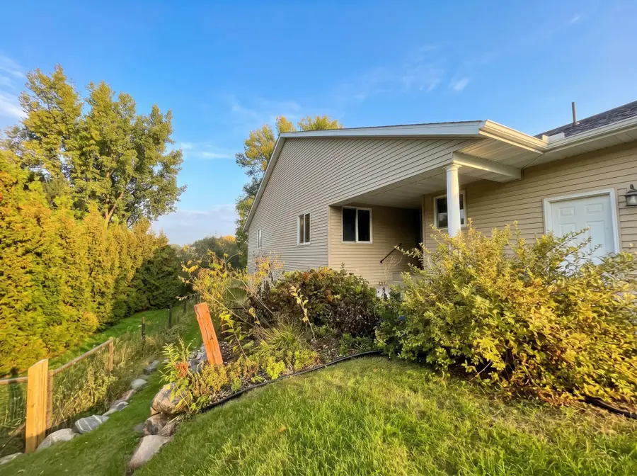 534 Delaware Street Sw, Lonsdale, MN 55046 - #3