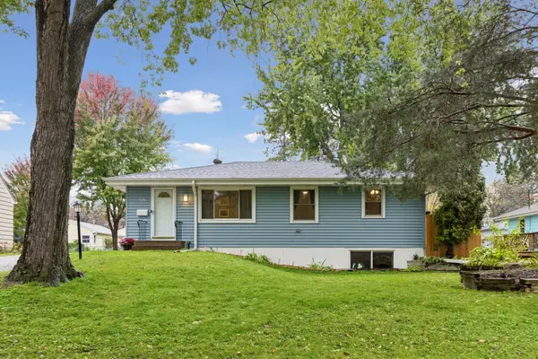 1917 Hillsboro Avenue N, Golden Valley, MN 55427