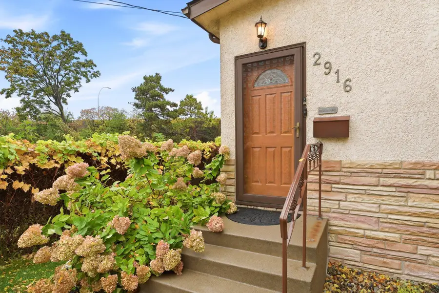 2916 S 9th Street, Minneapolis, MN 55406 - #3