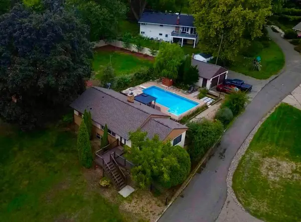 1949 Arcade Street, Maplewood, MN 55109