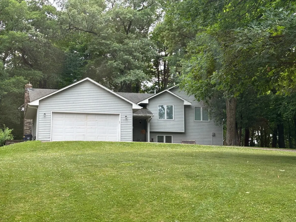 2106 39th Street W, Webster, MN 55088 - #1