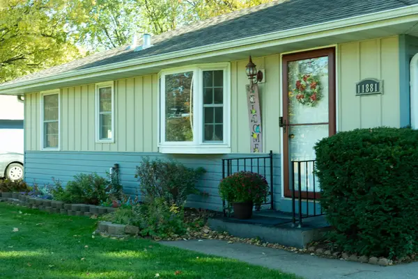 11881 Kumquat Street Nw, Coon Rapids, MN 55448