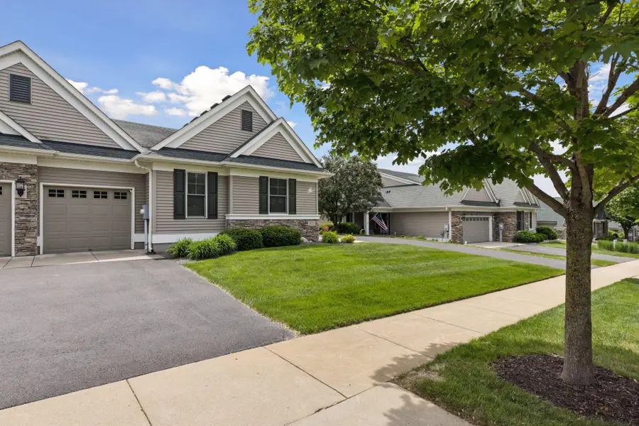 7077 Waterstone Lane, Woodbury, MN 55125 - #2
