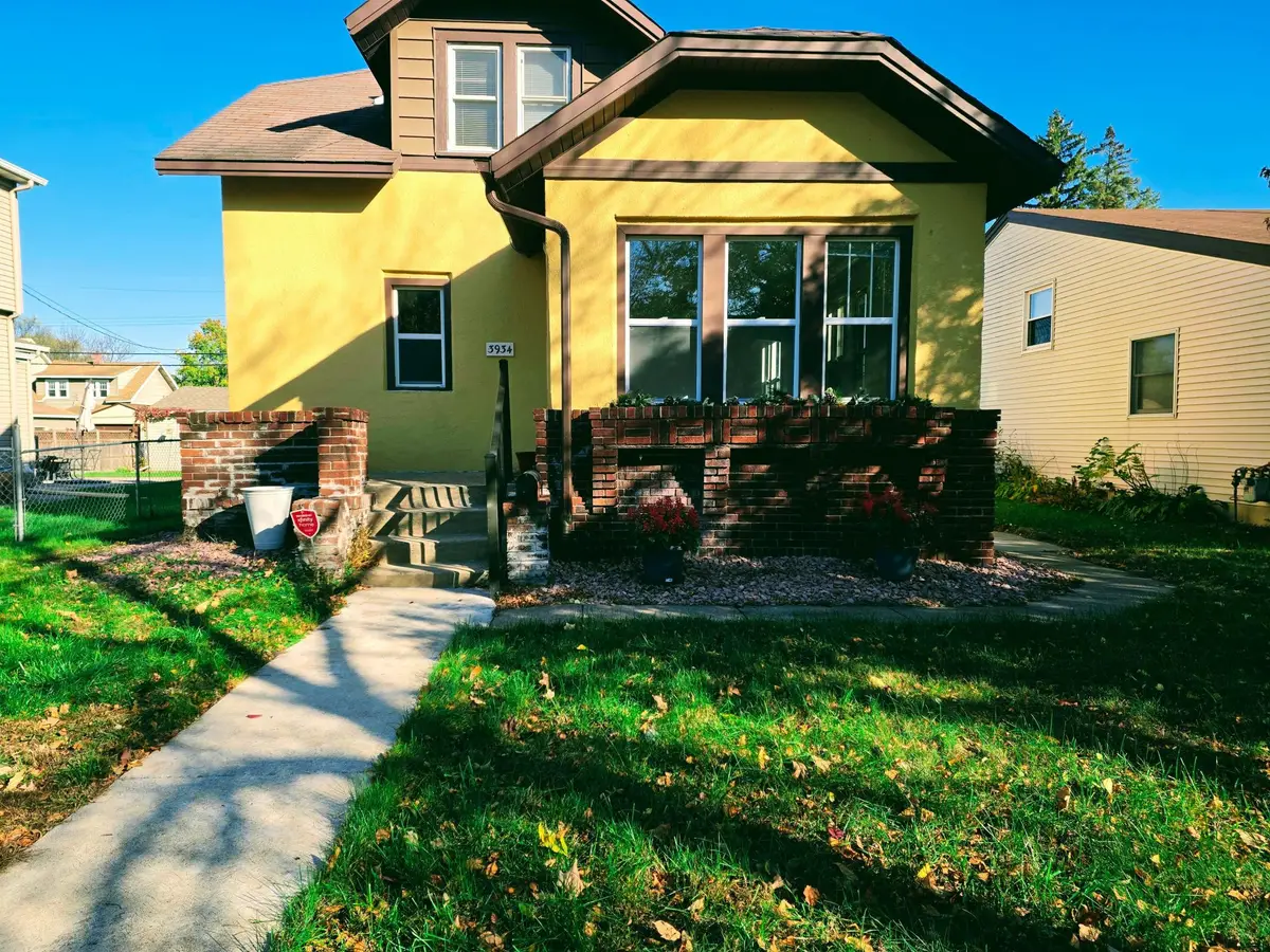 3934 Vera Cruz Avenue N, Robbinsdale, MN 55422 - #1