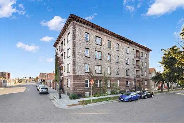 343 E 19th Street #6B, Minneapolis, MN 55404