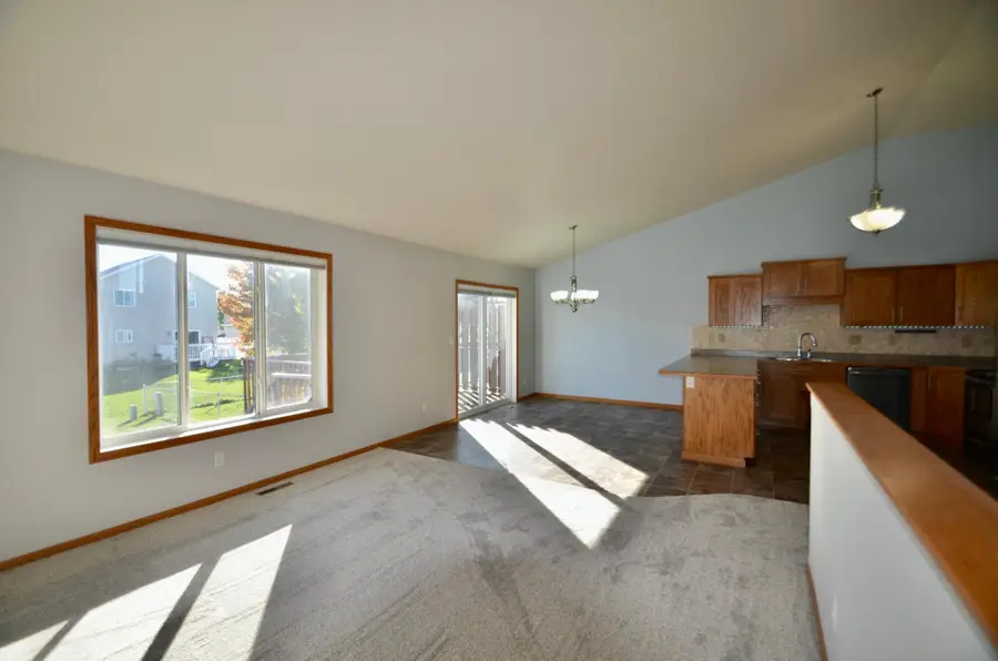 2576 55th Avenue S, Fargo, ND 58104 - #2