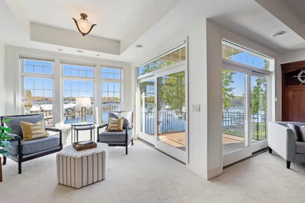 21957 Minnetonka Boulevard #17, Excelsior, MN 55331