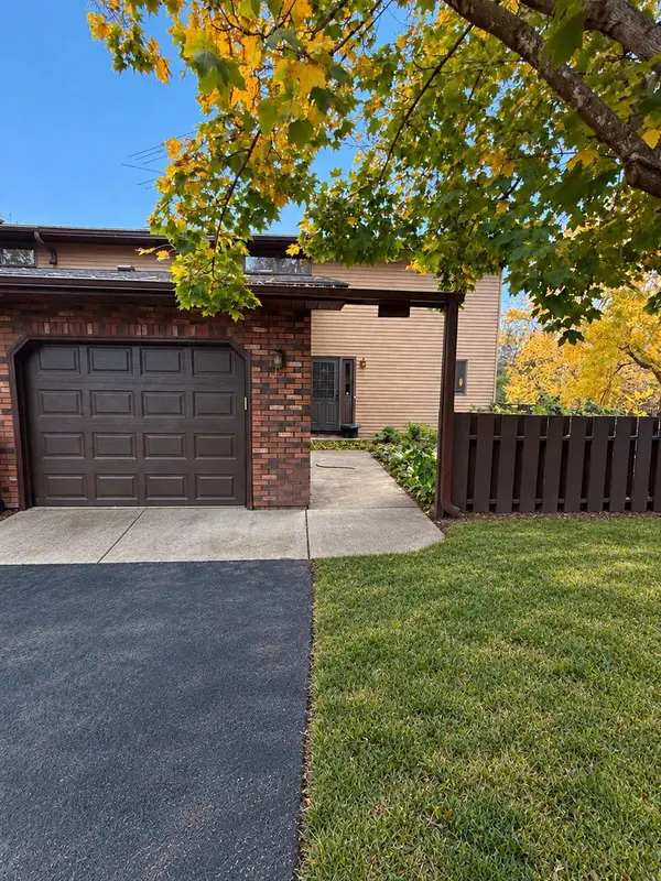 434 E 11th Street #E, New Richmond, WI 54017