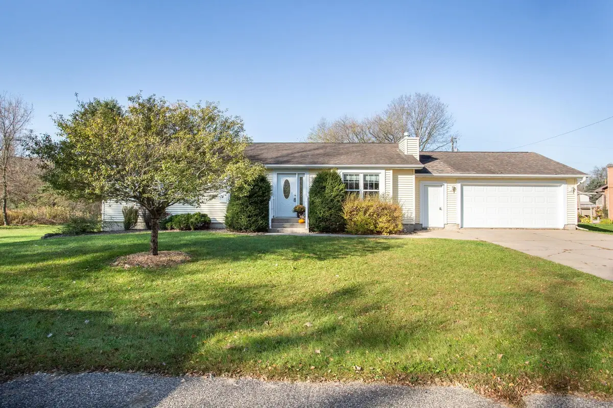 207 S Martin Street, Elmwood, WI 54740 - #1