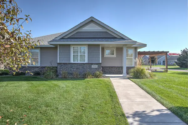 594 Roosevelt Street S, Cambridge, MN 55008