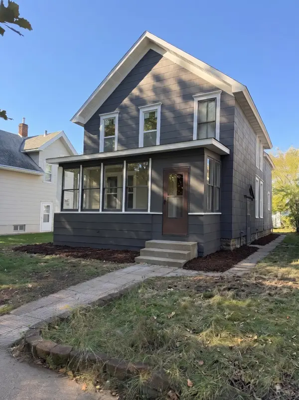 2514 28th Avenue S, Minneapolis, MN 55406