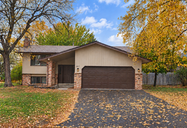 8417 Kentucky Avenue N, Brooklyn Park, MN 55445