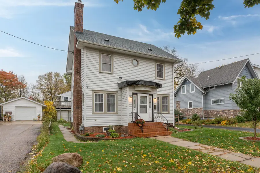 805 Baker Avenue, Mankato, MN 56001 - #2