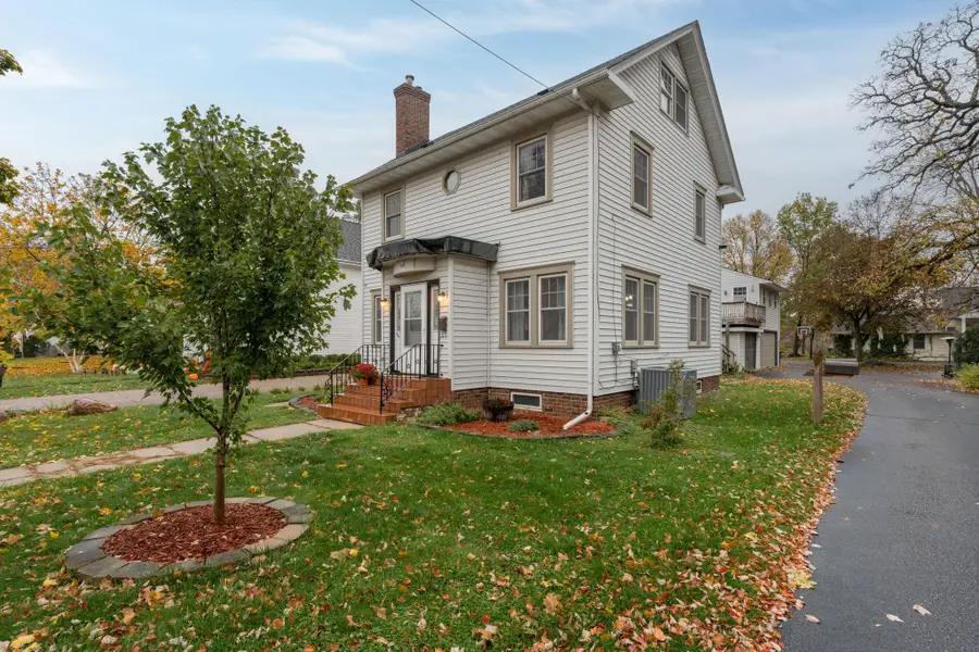 805 Baker Avenue, Mankato, MN 56001 - #3