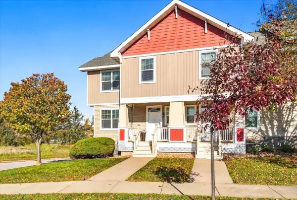 2 Heritage Boulevard, Hudson, WI 54016