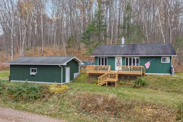 N810 Holy Island Road, Sarona, WI 54870