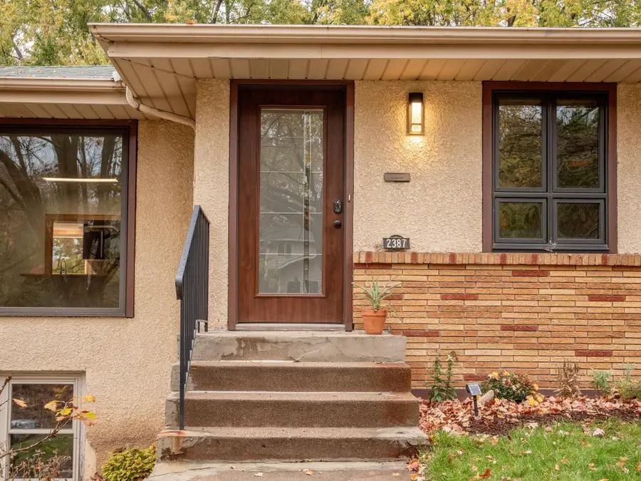 2387 Bourne Avenue, Saint Paul, MN 55108 - #2
