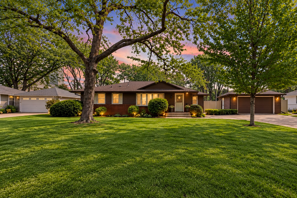 8209 Knox Avenue S, Bloomington, MN 55431